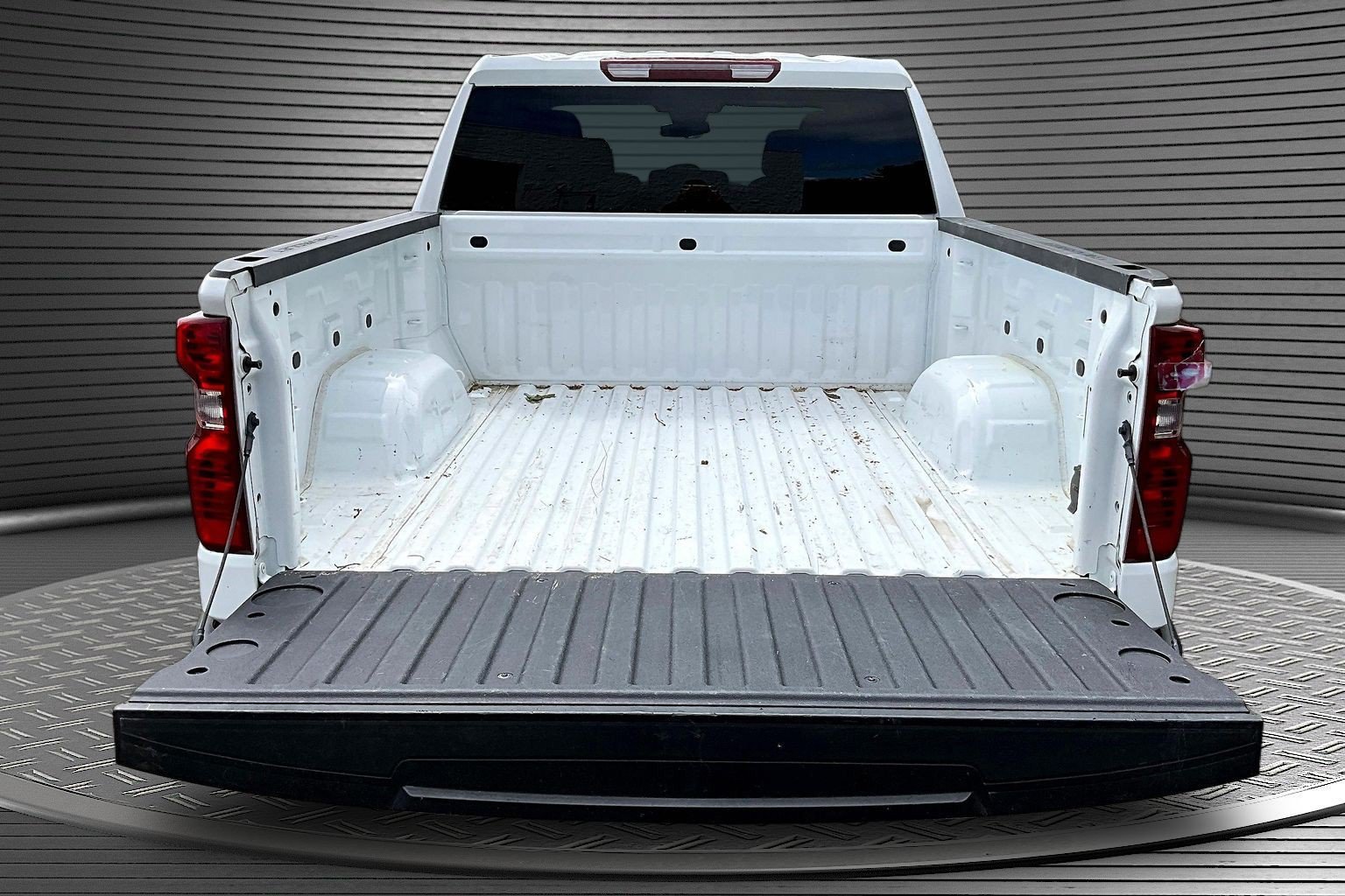 Used 2023 Chevrolet Silverado 1500 Custom AWD/4WD image 7