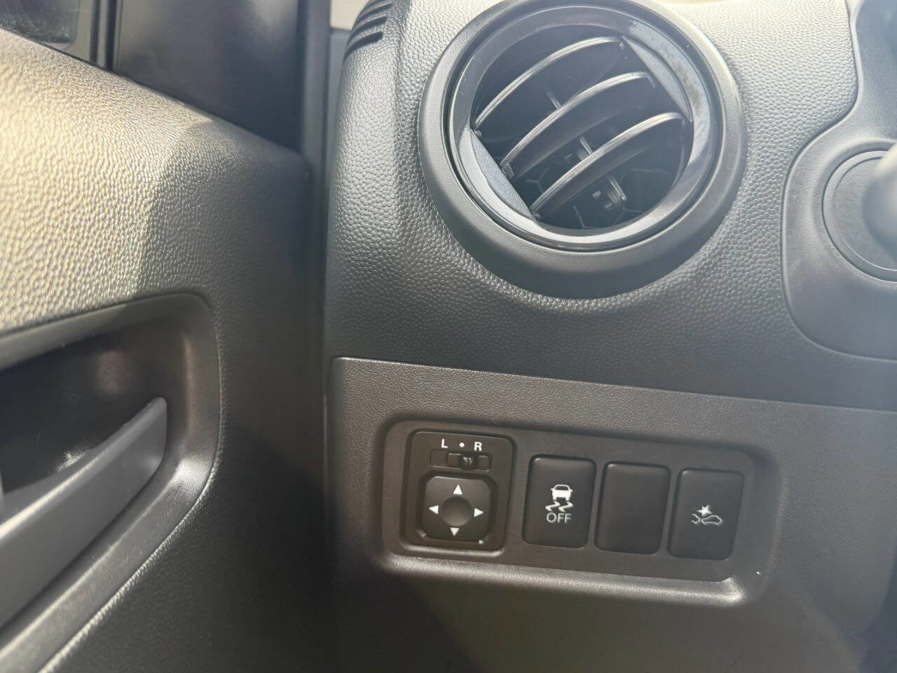 Used 2024 Mitsubishi Mirage G4 ES image 40