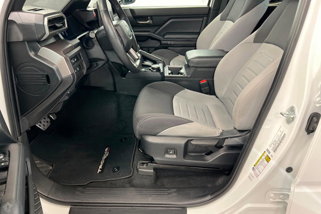 Used 2024 Toyota Tacoma TRD Sport image 17