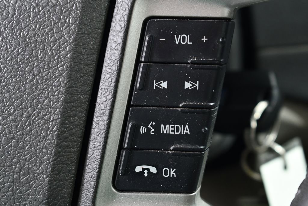 Used 2010 Ford Fusion SEL image 32