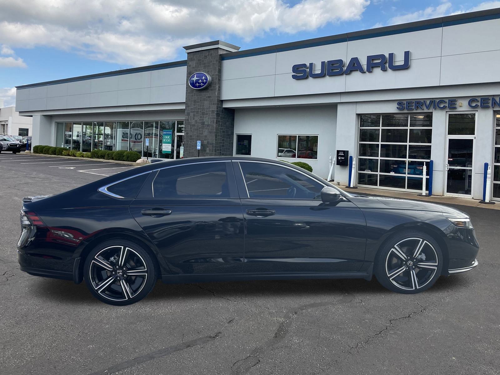 Used 2023 Honda Accord Sport image 8