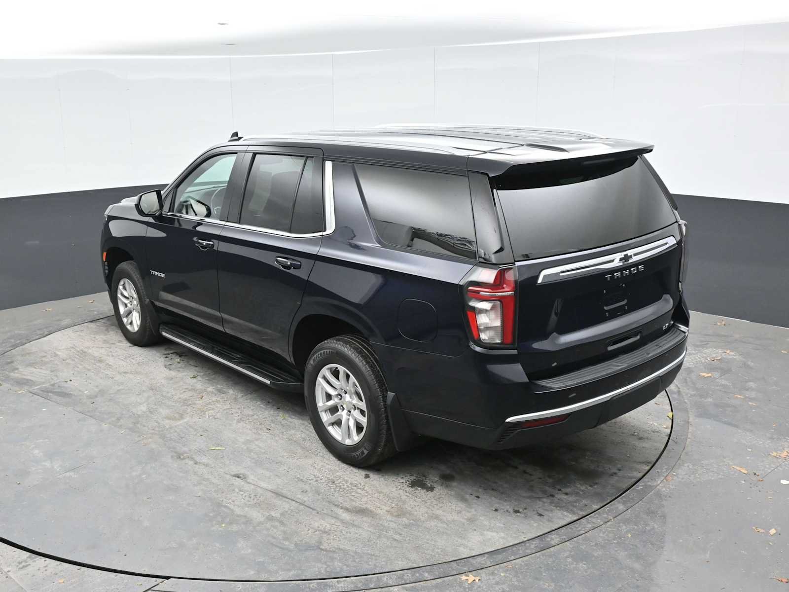 Used 2021 Chevrolet Tahoe LT AWD/4WD image 12