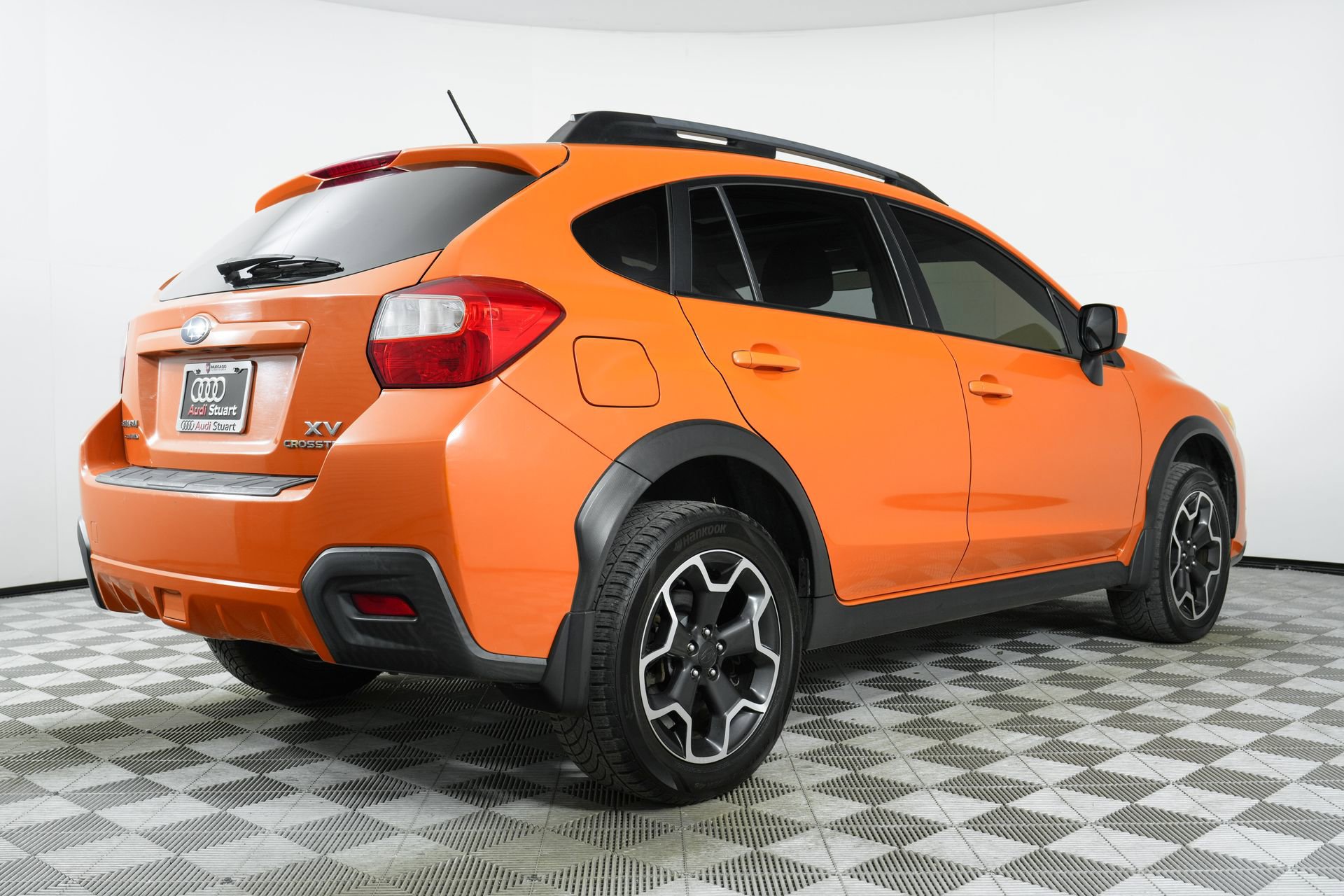 Used 2014 Subaru Crosstrek 2.0i Premium w/ Moonroof Package image 7