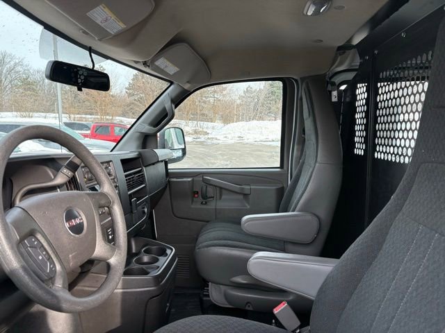 Used 2024 GMC Savana 2500 w/ Driver Convenience Package image 29