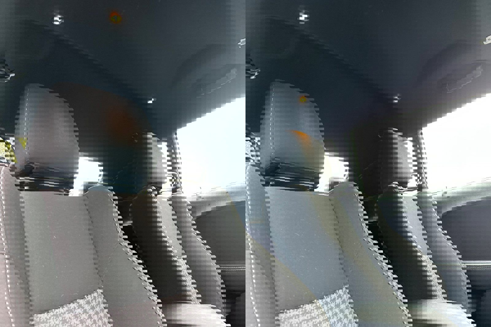 Used 2022 Dodge Challenger GT AWD/4WD image 17