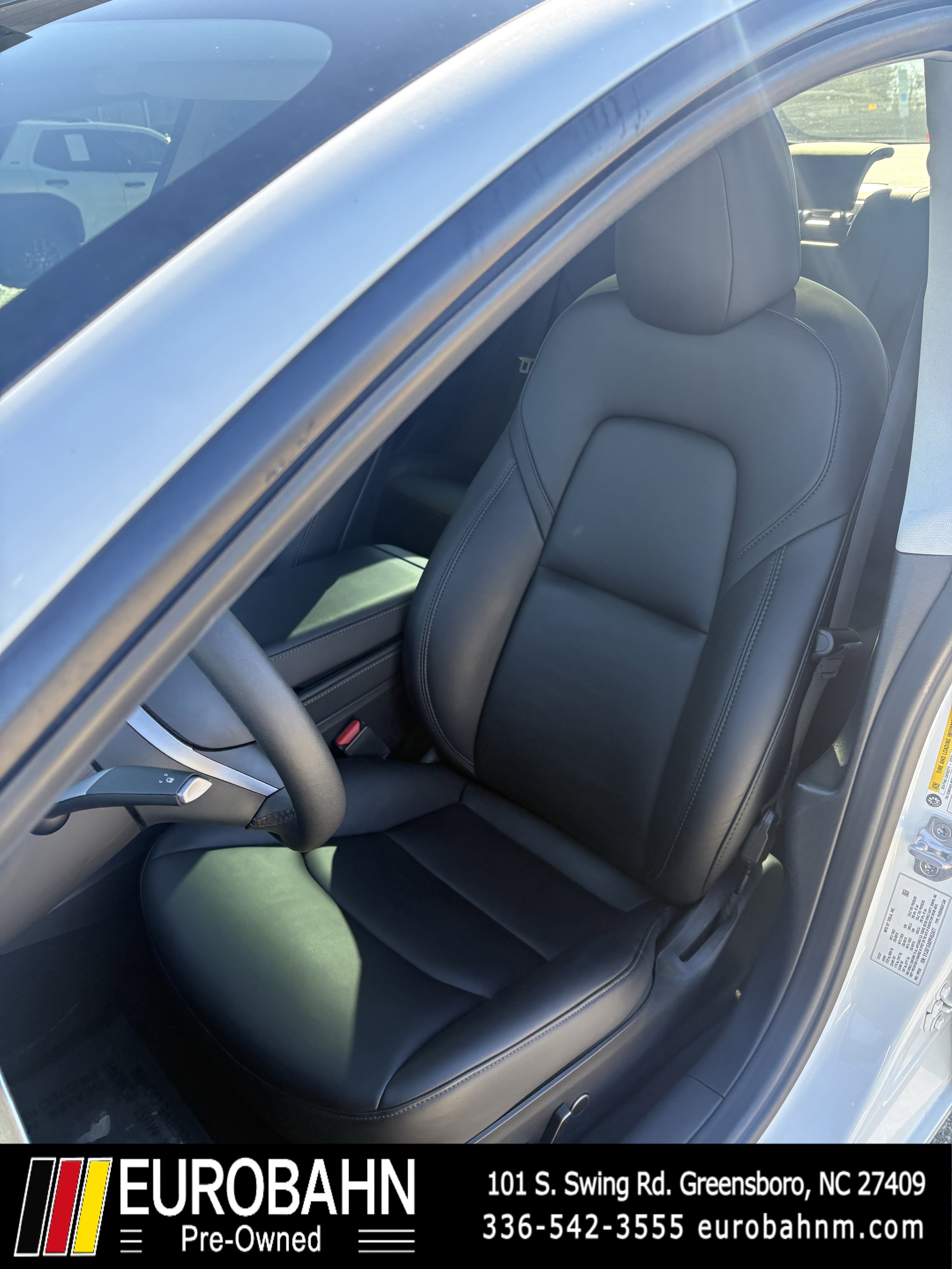 Used 2023 Tesla Model 3 Standard Range image 6