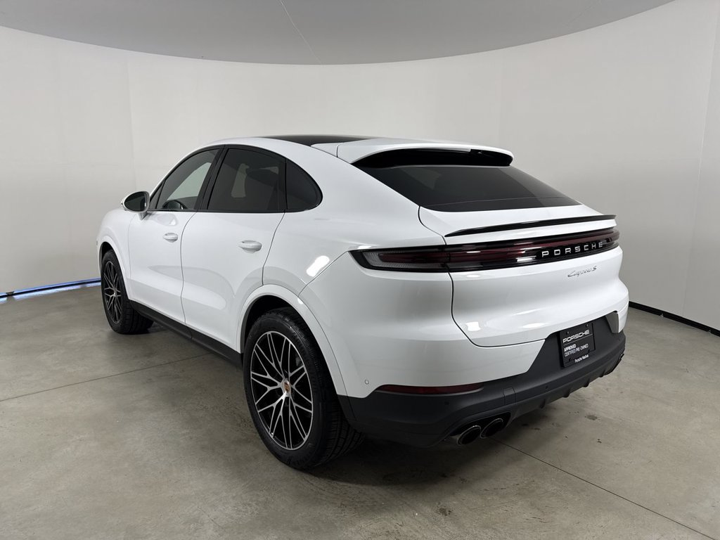 Certified 2026 Porsche Cayenne S AWD/4WD image 3