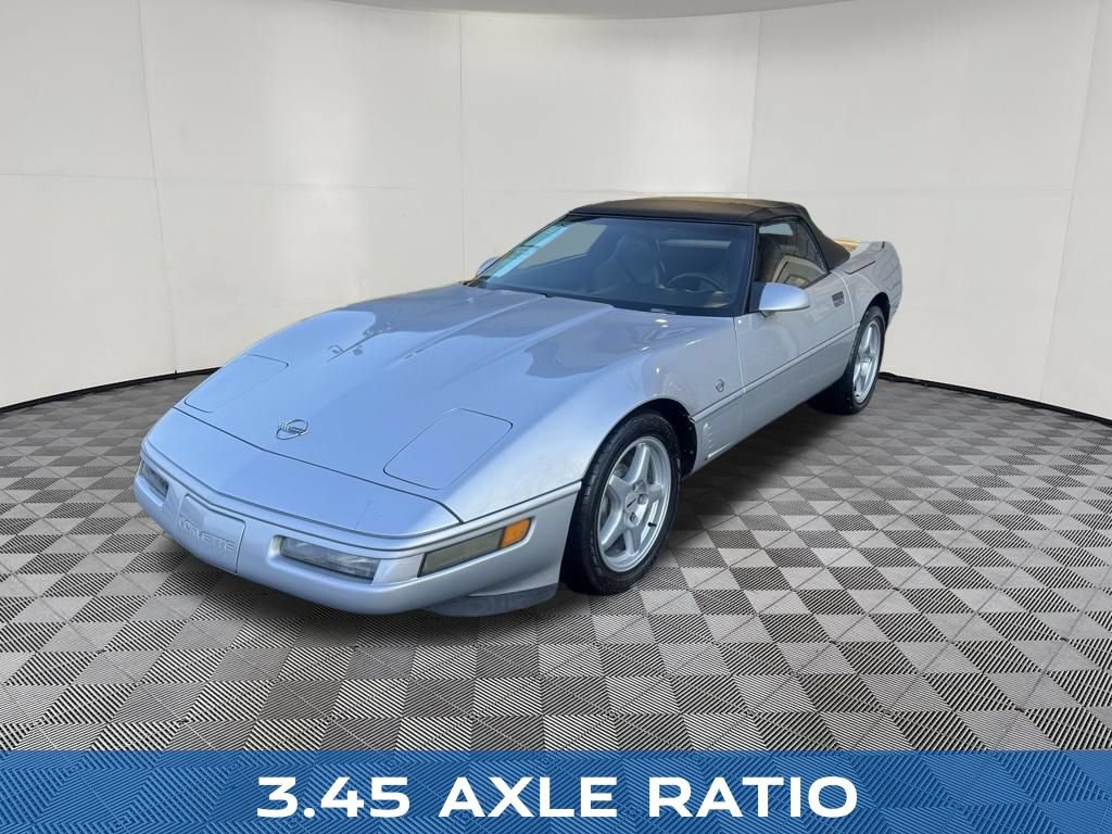 Used 1996 Chevrolet Corvette Convertible RWD image 12