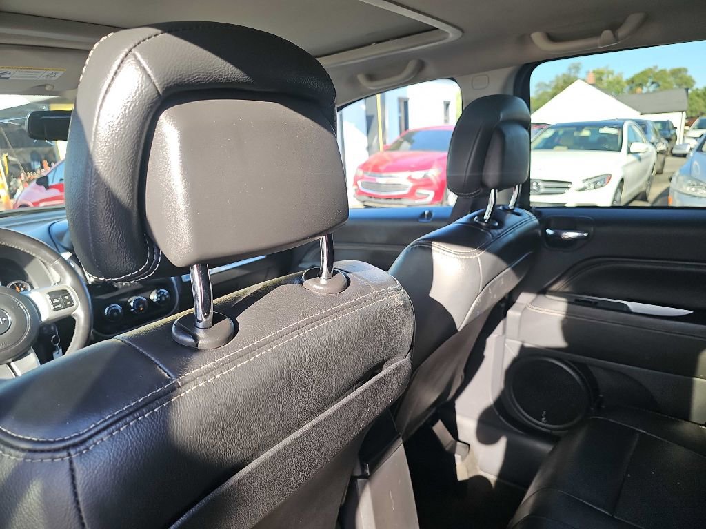 Used 2017 Jeep Compass High Altitude image 71