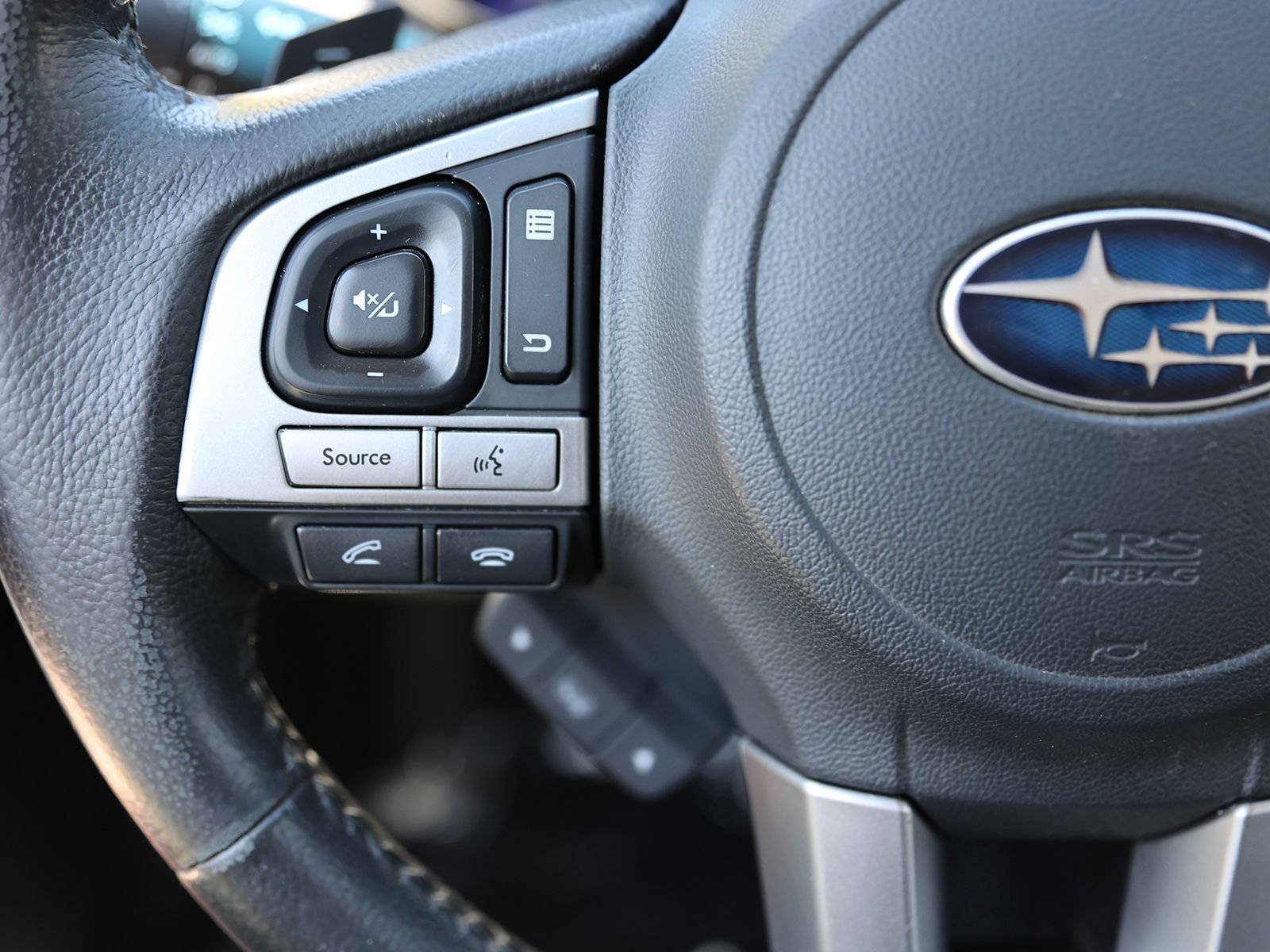 Used 2017 Subaru Legacy 2.5i Premium AWD/4WD image 35