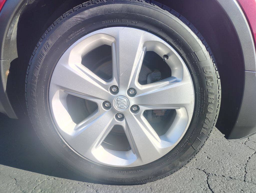Used 2015 Buick Encore FWD image 16