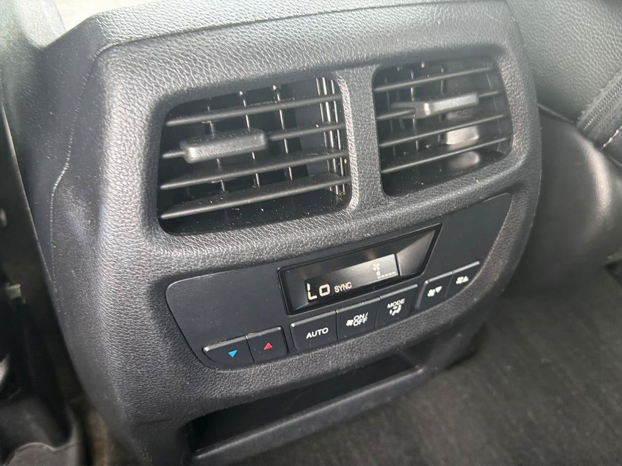 Used 2018 Honda Pilot EX-L image 9