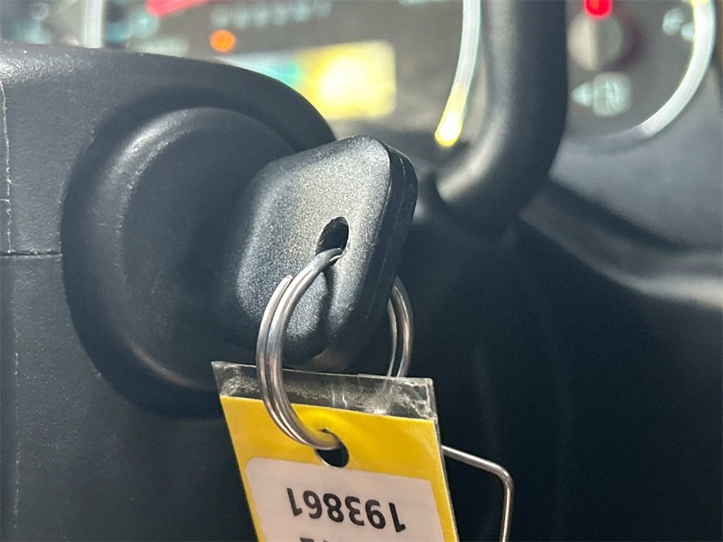 Used 2023 GMC Savana 2500 w/ Driver Convenience Package image 31