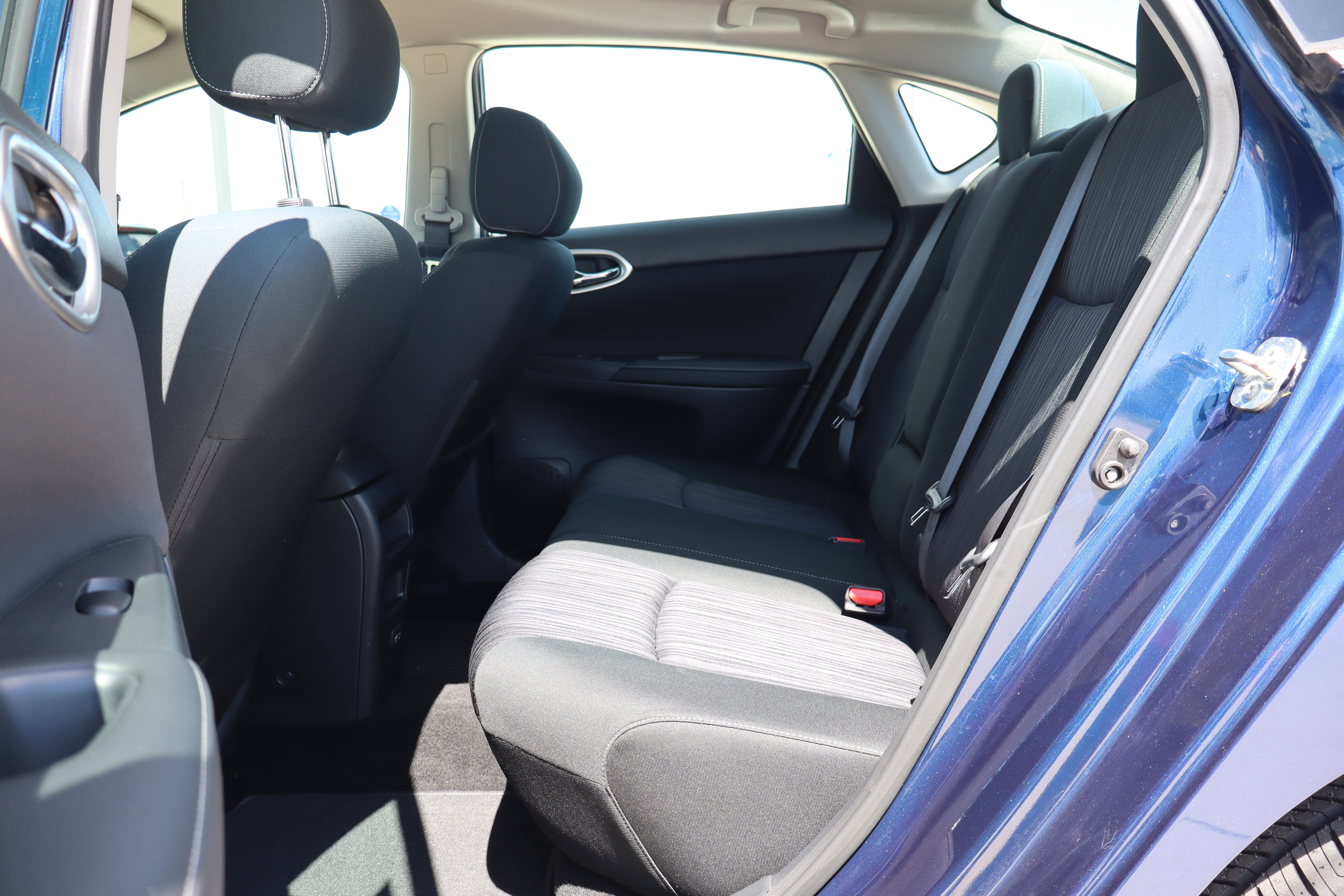 Used 2019 Nissan Sentra SV FWD image 10
