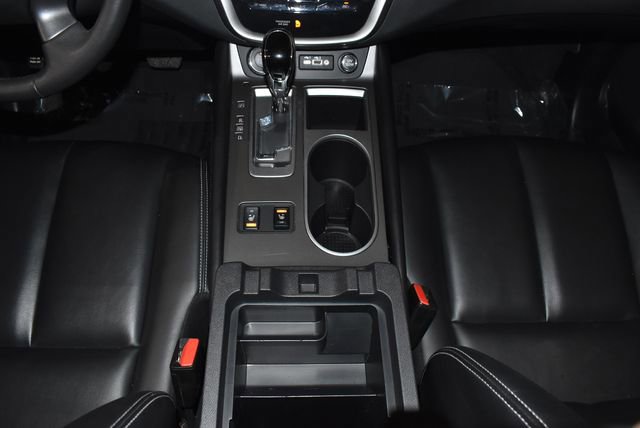 Used 2024 Nissan Murano SV image 23