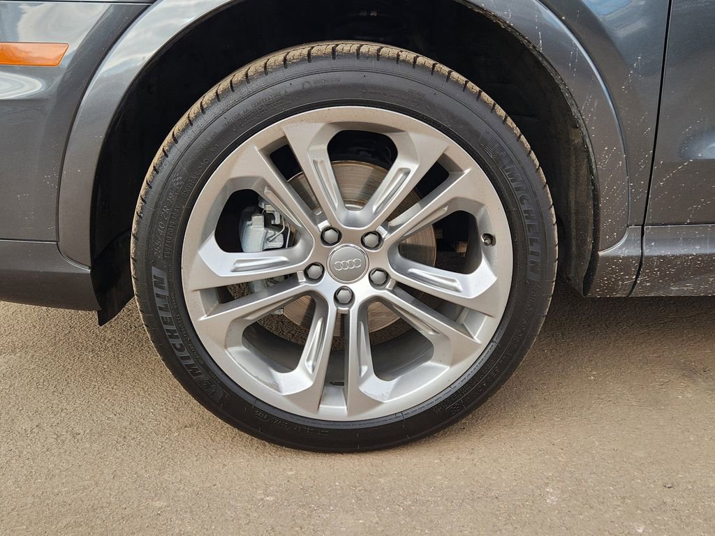 Used 2018 Audi Q3 2.0T Premium Plus w/ Premium Plus Package image 10