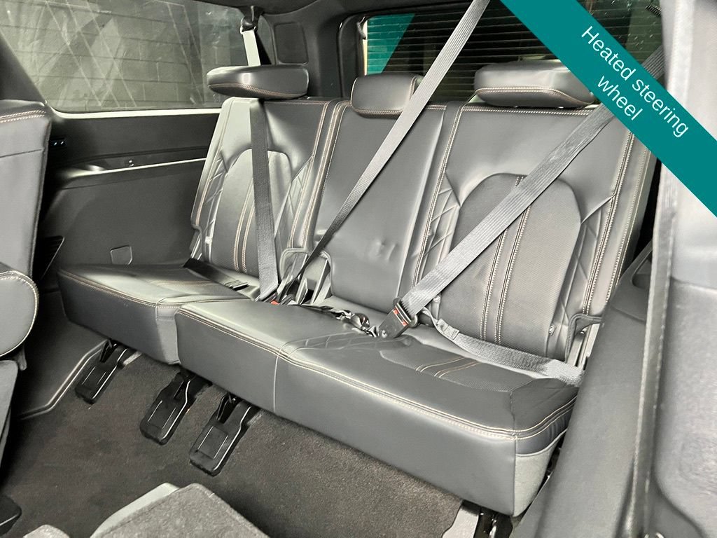 Used 2024 Ford Expedition Max Platinum AWD/4WD image 23