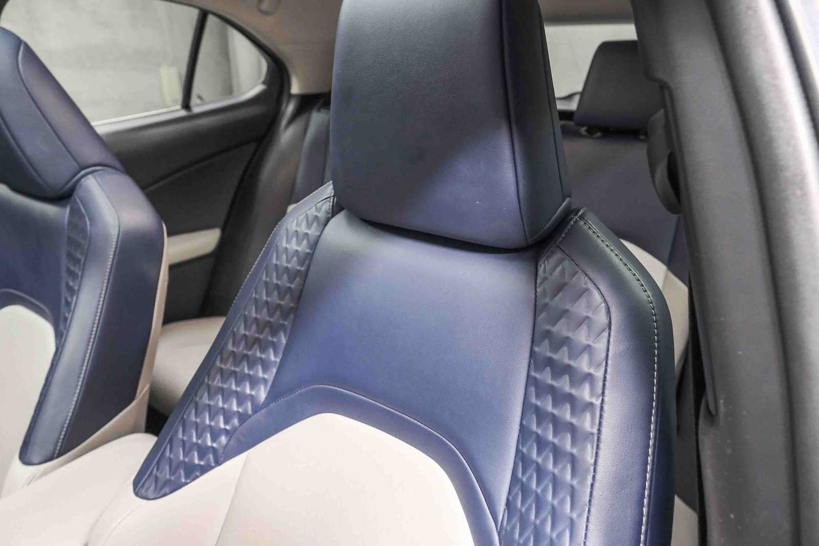 Used 2020 Lexus UX 200 w/ Accessory Package 2 FWD image 24
