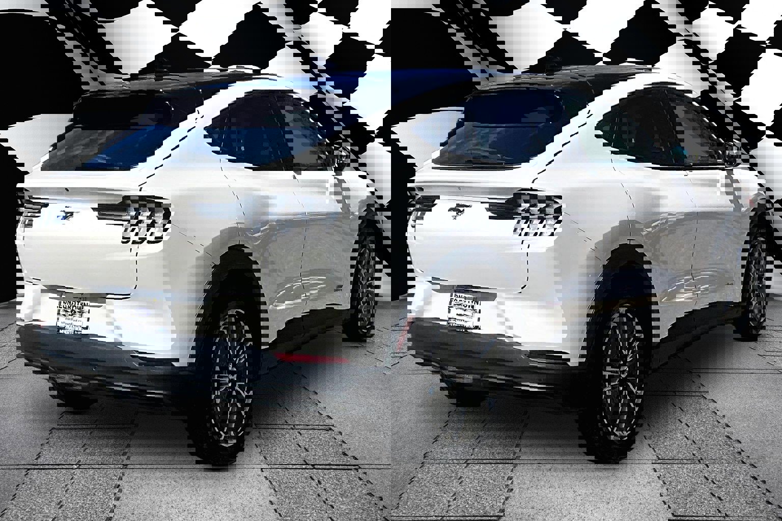 Used 2021 Ford Mustang Mach-E Select w/ Comfort/Appearance Package image 2