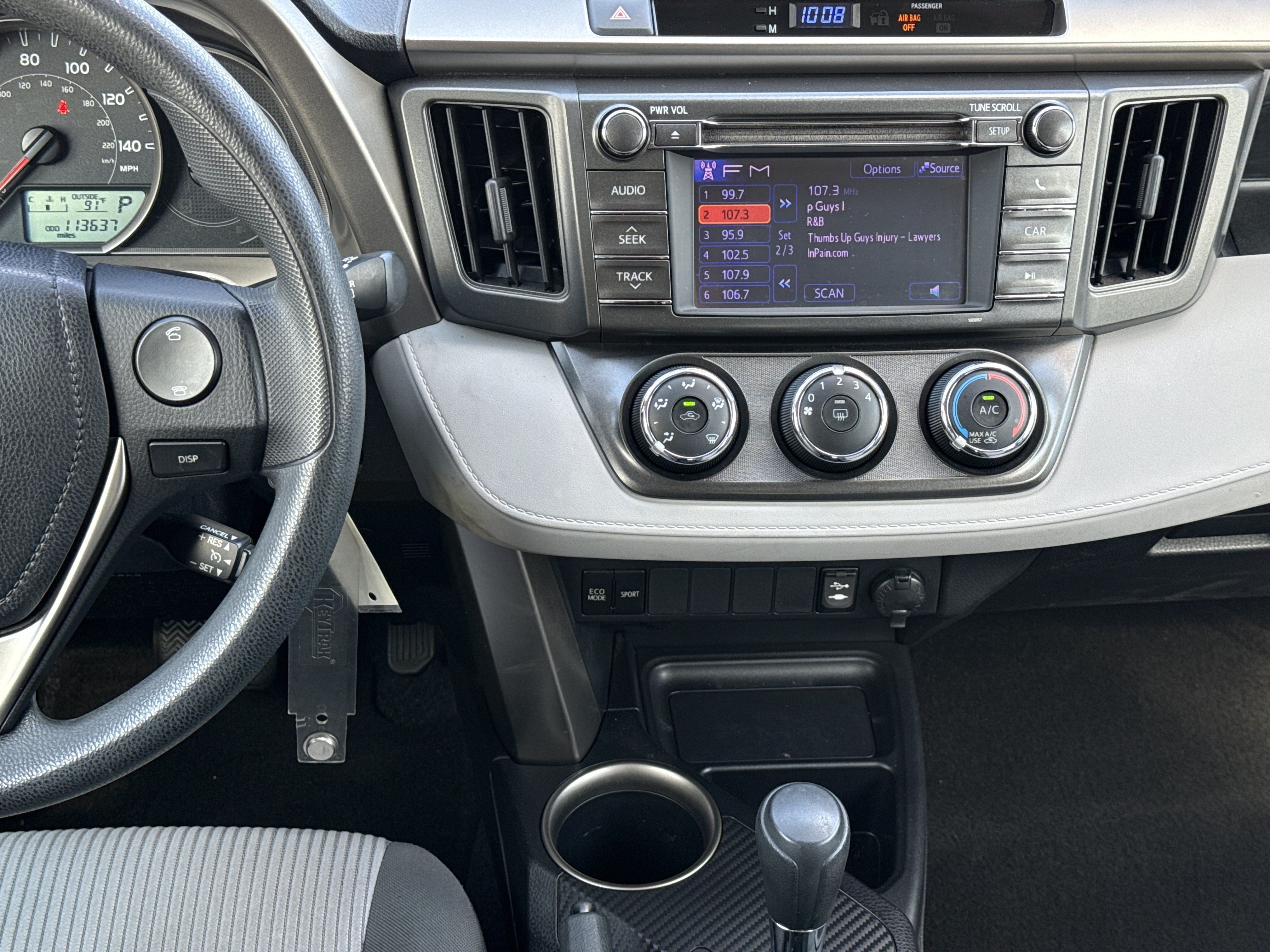 Used 2013 Toyota RAV4 LE FWD image 28