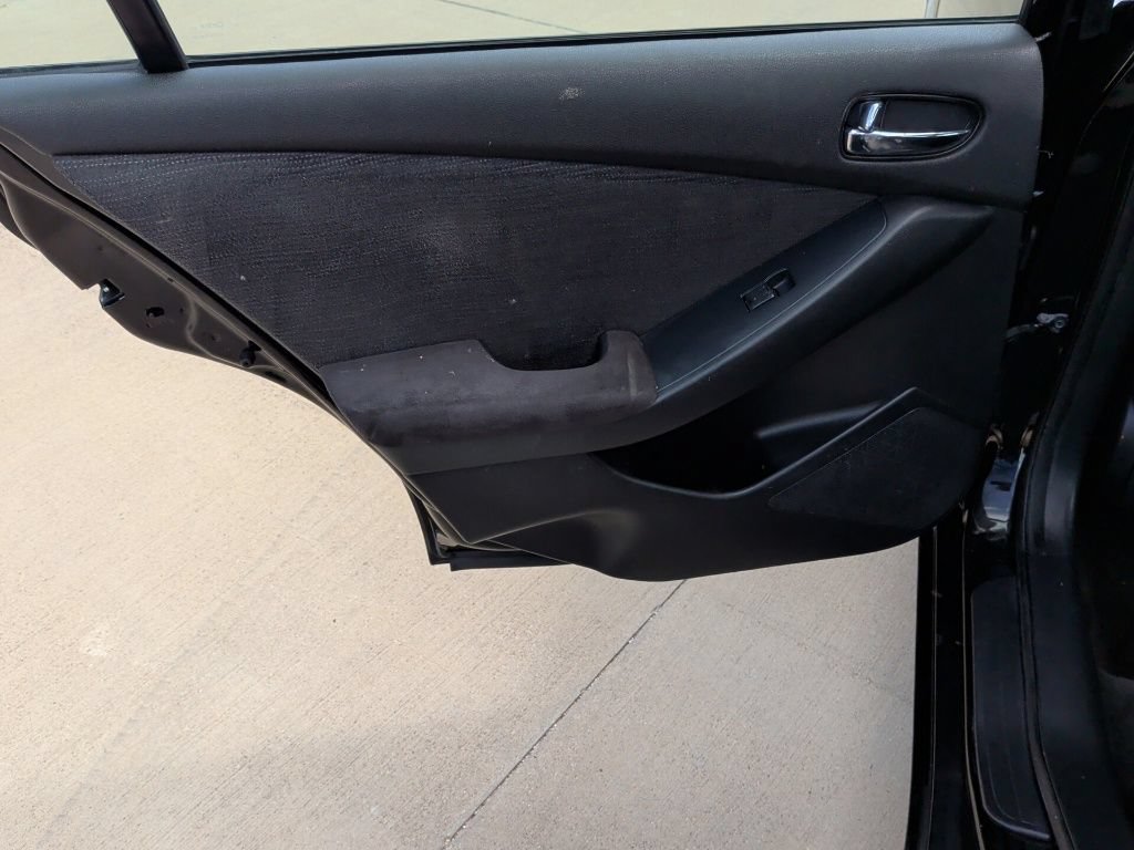 Used 2012 Nissan Altima 2.5 S FWD image 30