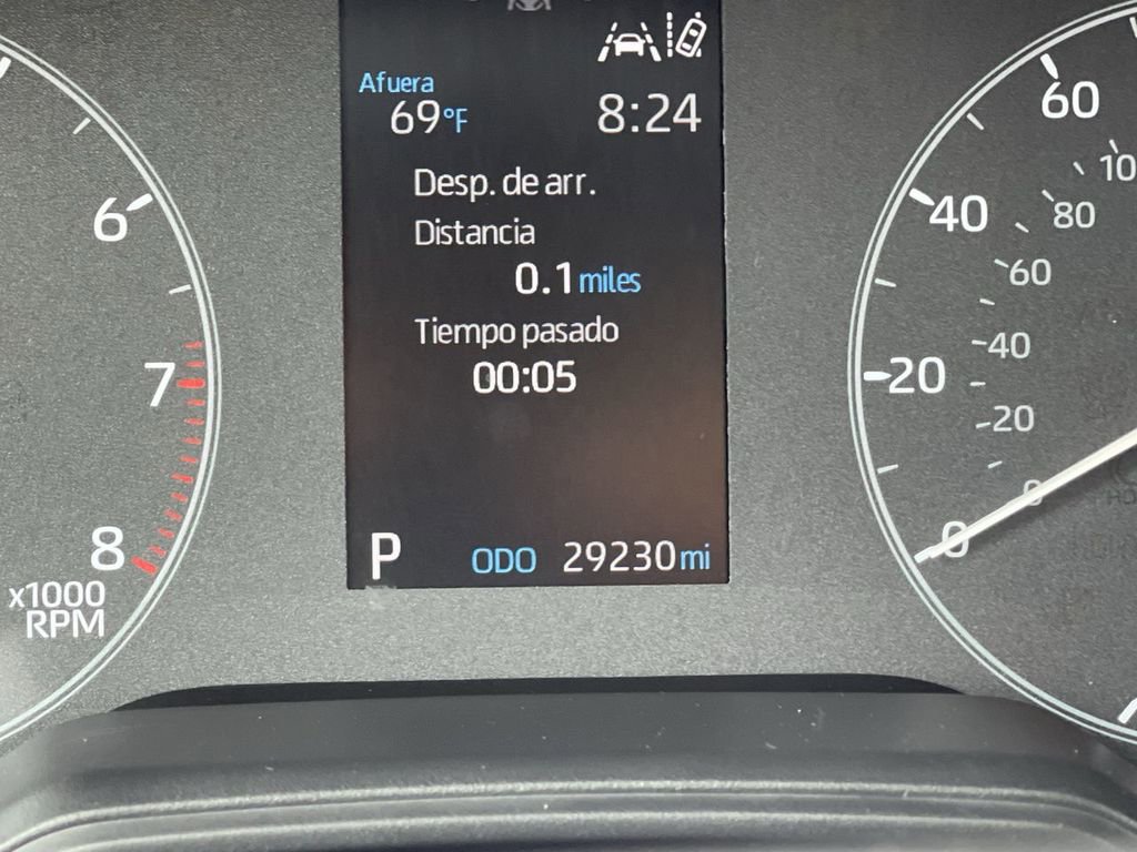 Used 2024 Toyota Corolla Cross L image 12