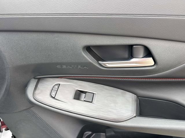 New 2026 Nissan Sentra SR w/ Floor Mat Package FWD image 18