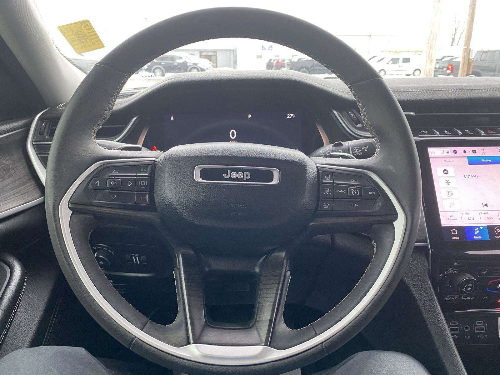 Used 2023 Jeep Grand Cherokee L Limited image 14