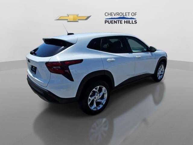 New 2026 Chevrolet Trax LS w/ LS Convenience Package FWD image 8