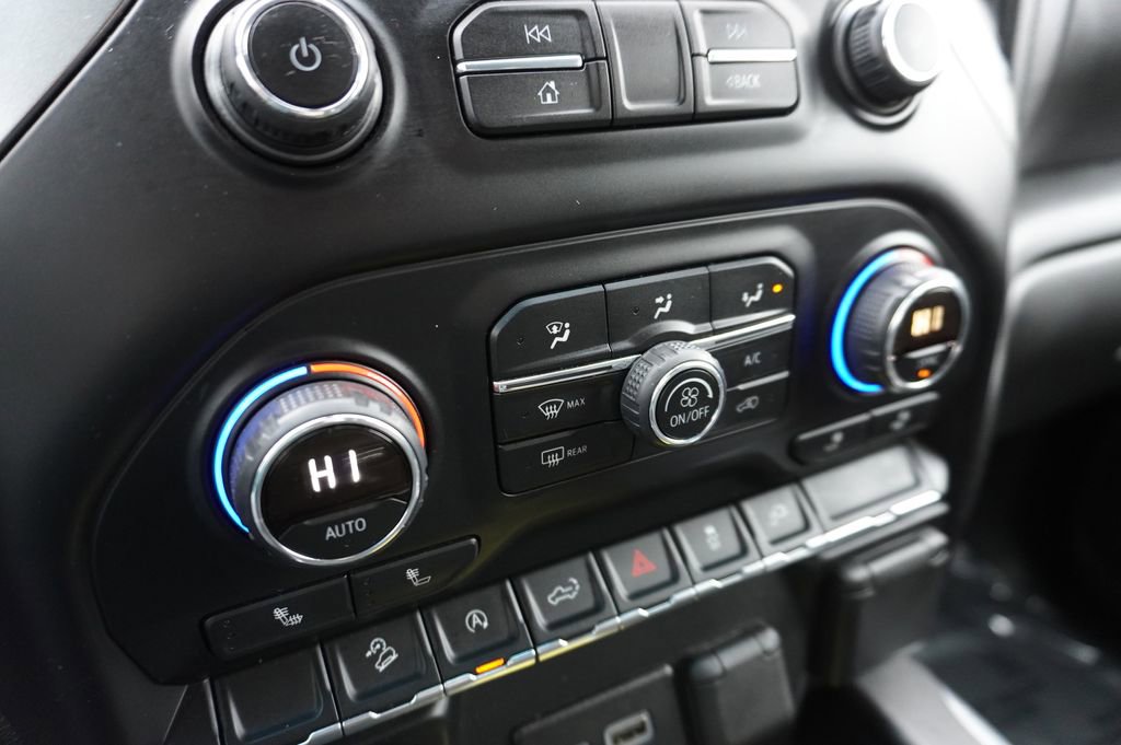 Used 2019 Chevrolet Silverado 1500 RST w/ All-Star Edition image 18