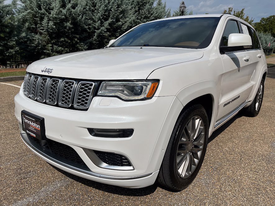 Used 2018 Jeep Grand Cherokee Summit w/ Platinum Series Group AWD/4WD image 33