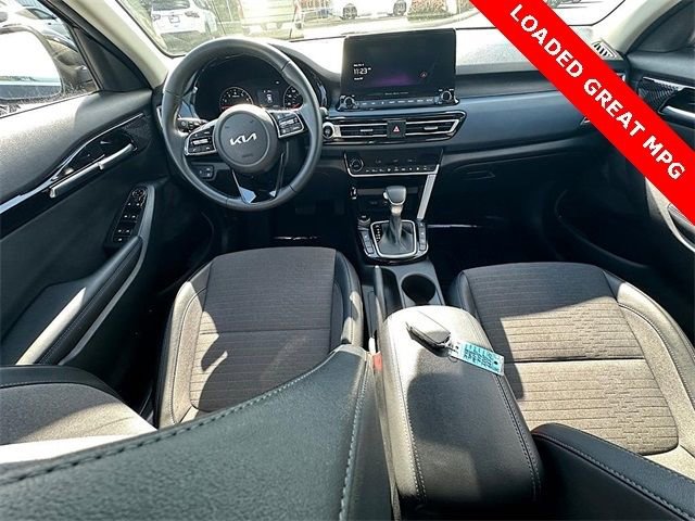 Used 2023 Kia Seltos S w/ Navigation Package image 17