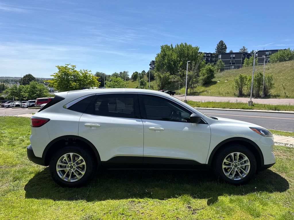 Certified 2022 Ford Escape SE w/ Convenience Package AWD/4WD image 10