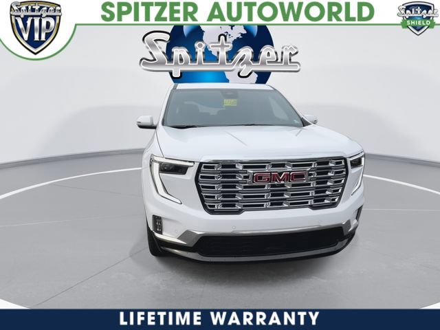 New 2027 GMC Acadia Denali w/ Denali Reserve Package AWD/4WD image 3