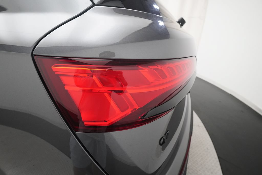 New 2026 Audi Q7 2.0T Premium AWD/4WD image 34