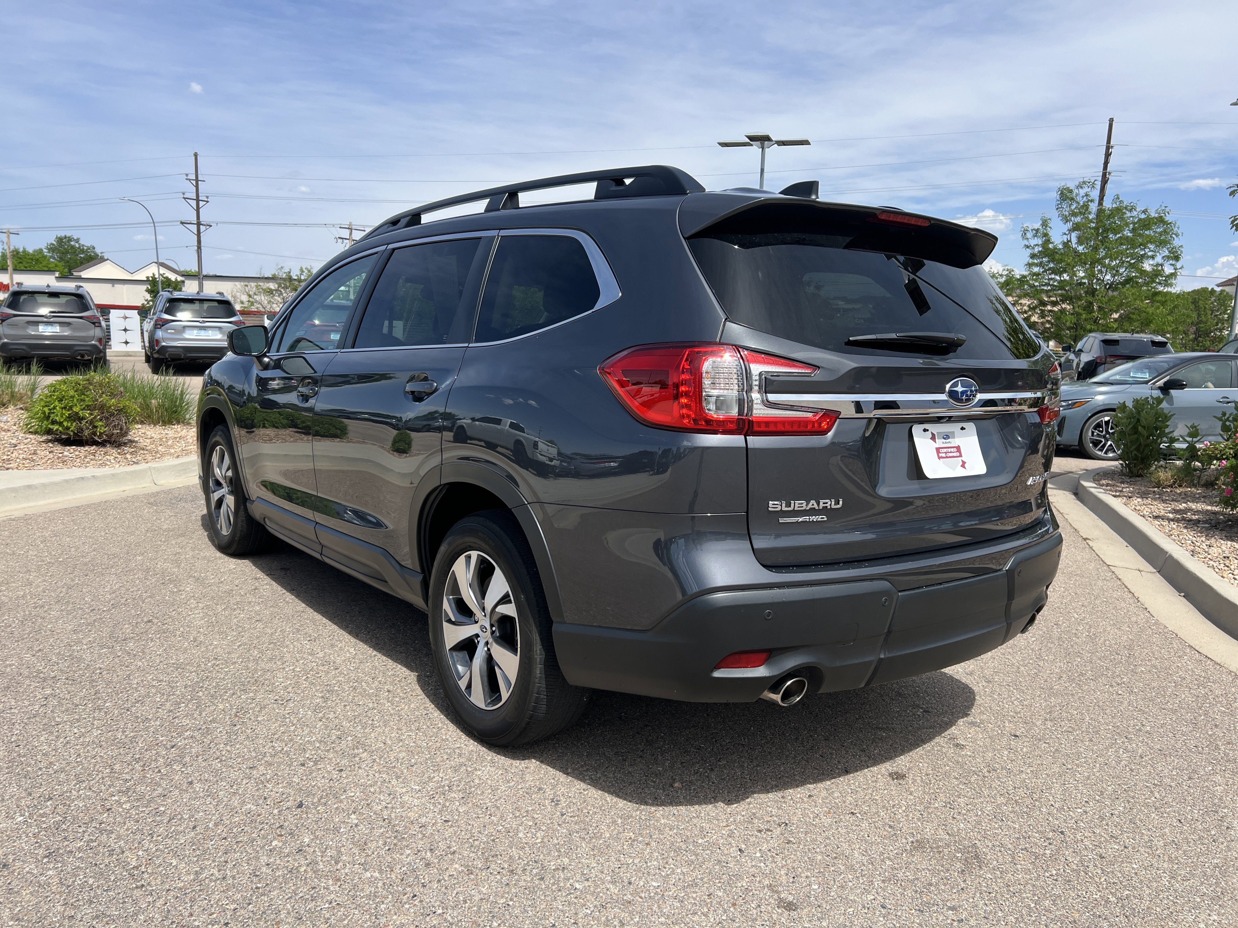 Used 2023 Subaru Ascent Premium w/ Convenience Package AWD/4WD image 10