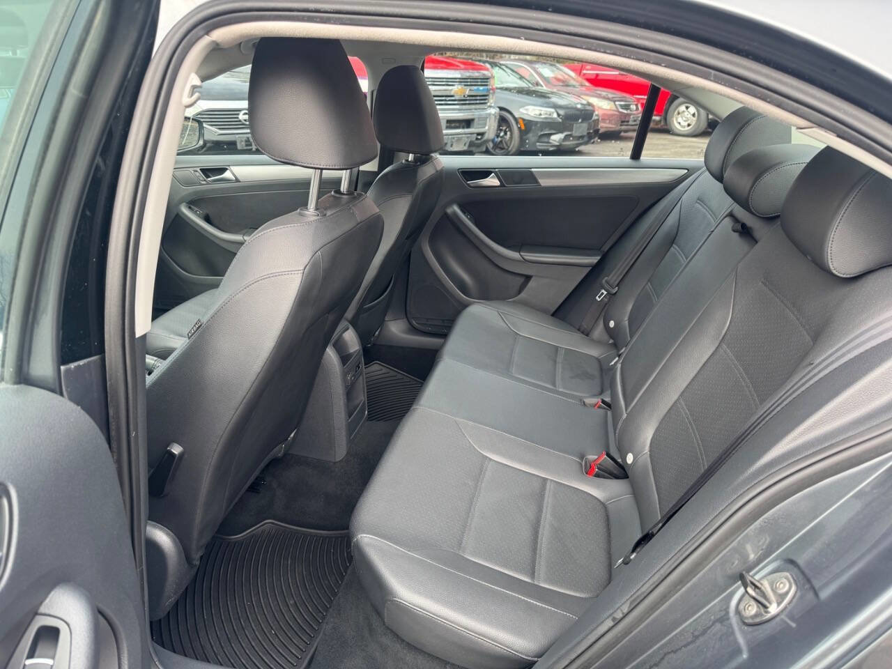 Used 2013 Volkswagen Jetta TDI image 18