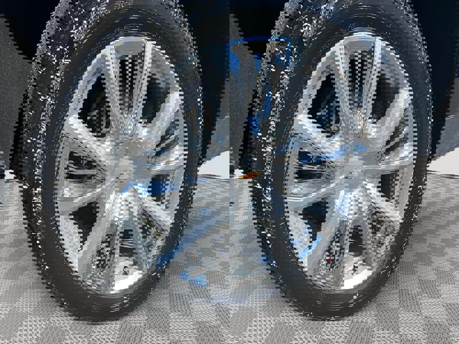 Used 2022 Chevrolet Suburban High Country w/ Max Trailering Package image 13