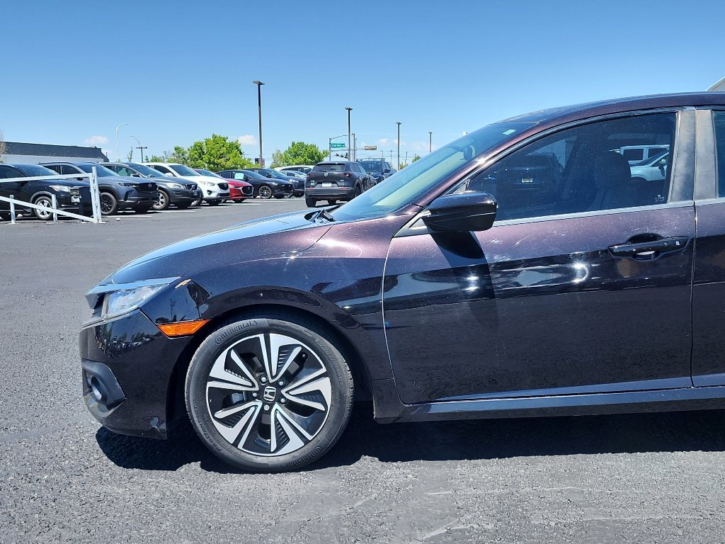 Used 2018 Honda Civic EX-T image 10