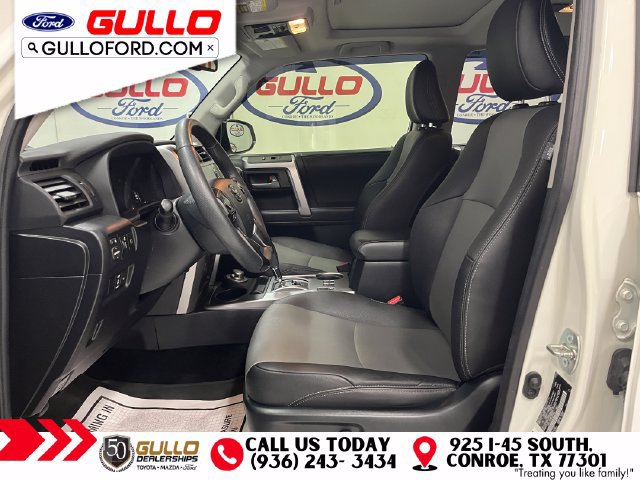 Used 2022 Toyota 4Runner SR5 Premium w/ Moonroof Package AWD/4WD image 19