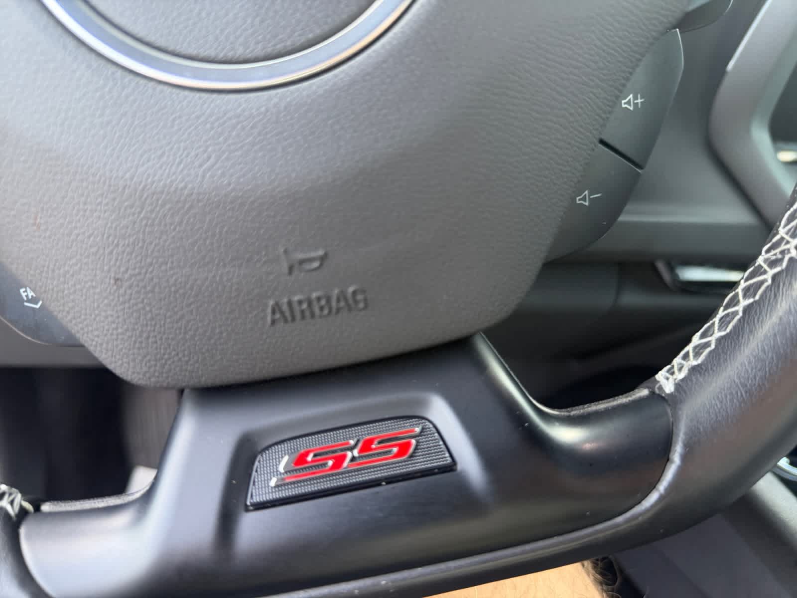 Used 2022 Chevrolet Camaro SS RWD image 34
