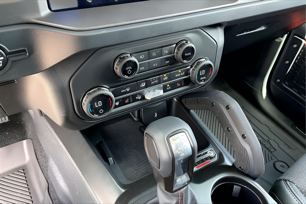 New 2026 Ford Bronco Raptor AWD/4WD image 15