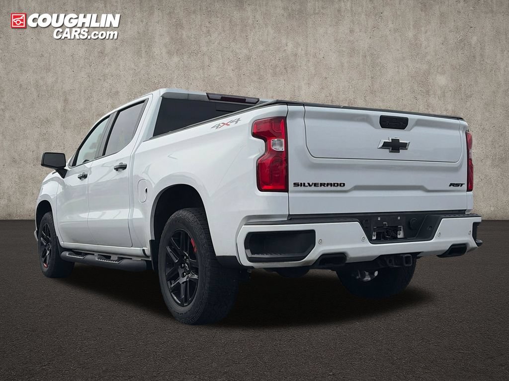 Used 2022 Chevrolet Silverado 1500 RST w/ Redline Edition AWD/4WD image 6