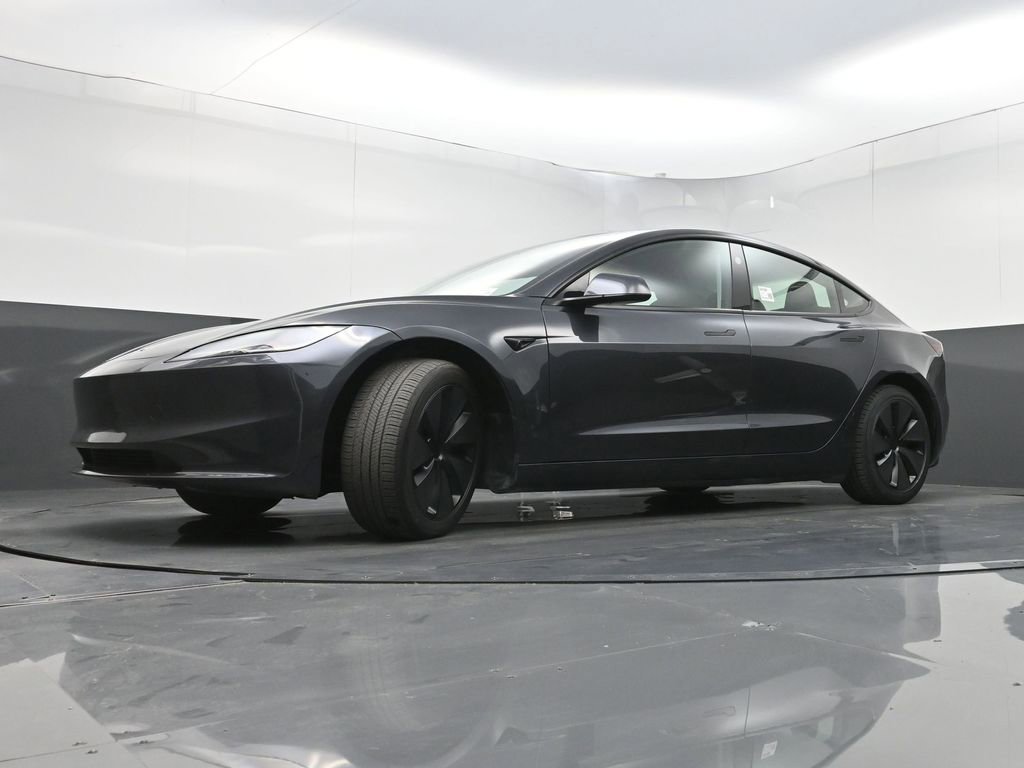 Used 2024 Tesla Model 3 Standard Range image 25