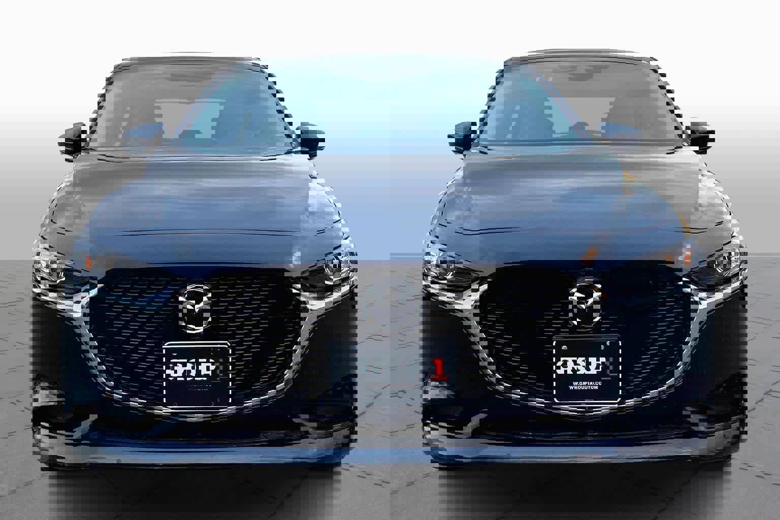 Used 2025 MAZDA MAZDA3 s image 2