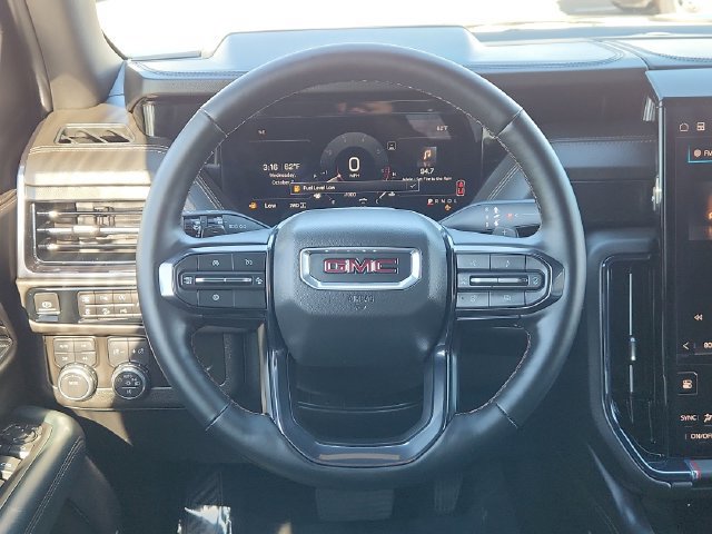Used 2025 GMC Yukon AT4 w/ LPO, Floor Liner Package AWD/4WD image 37