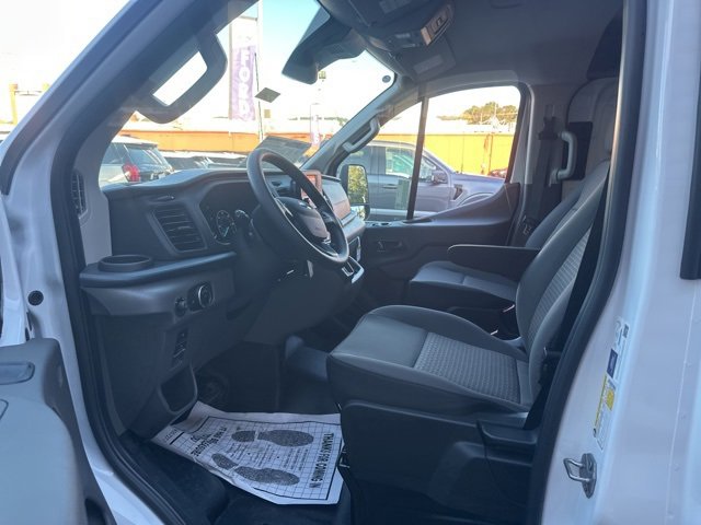 New 2025 Ford Transit 350 148 Low Roof AWD image 15
