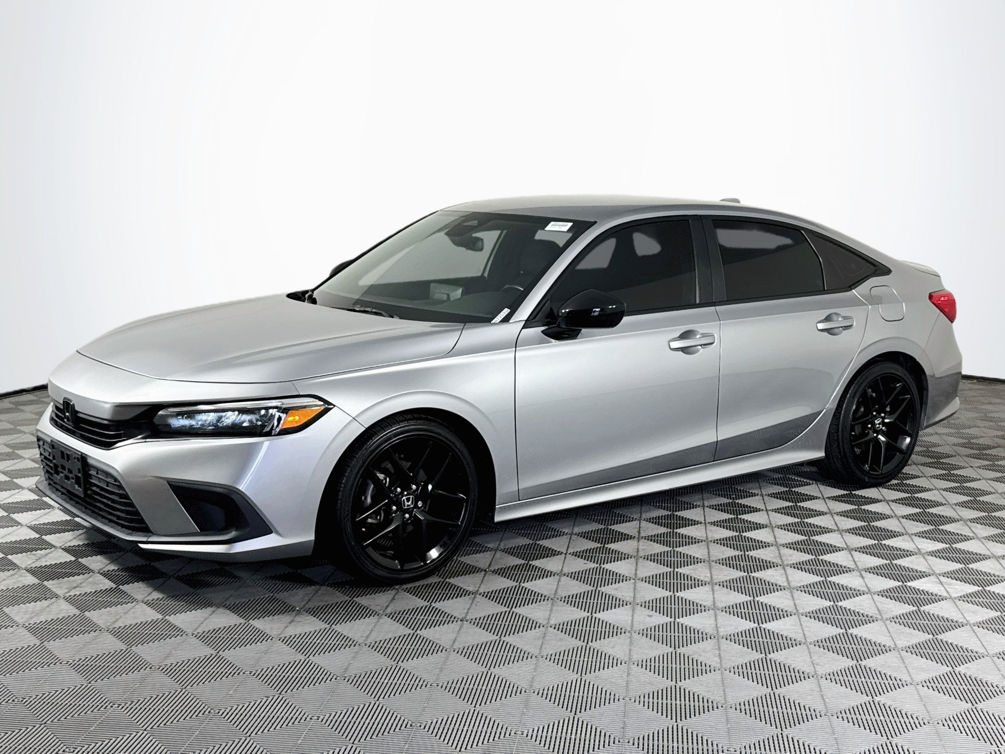 Used 2023 Honda Civic Sport image 4