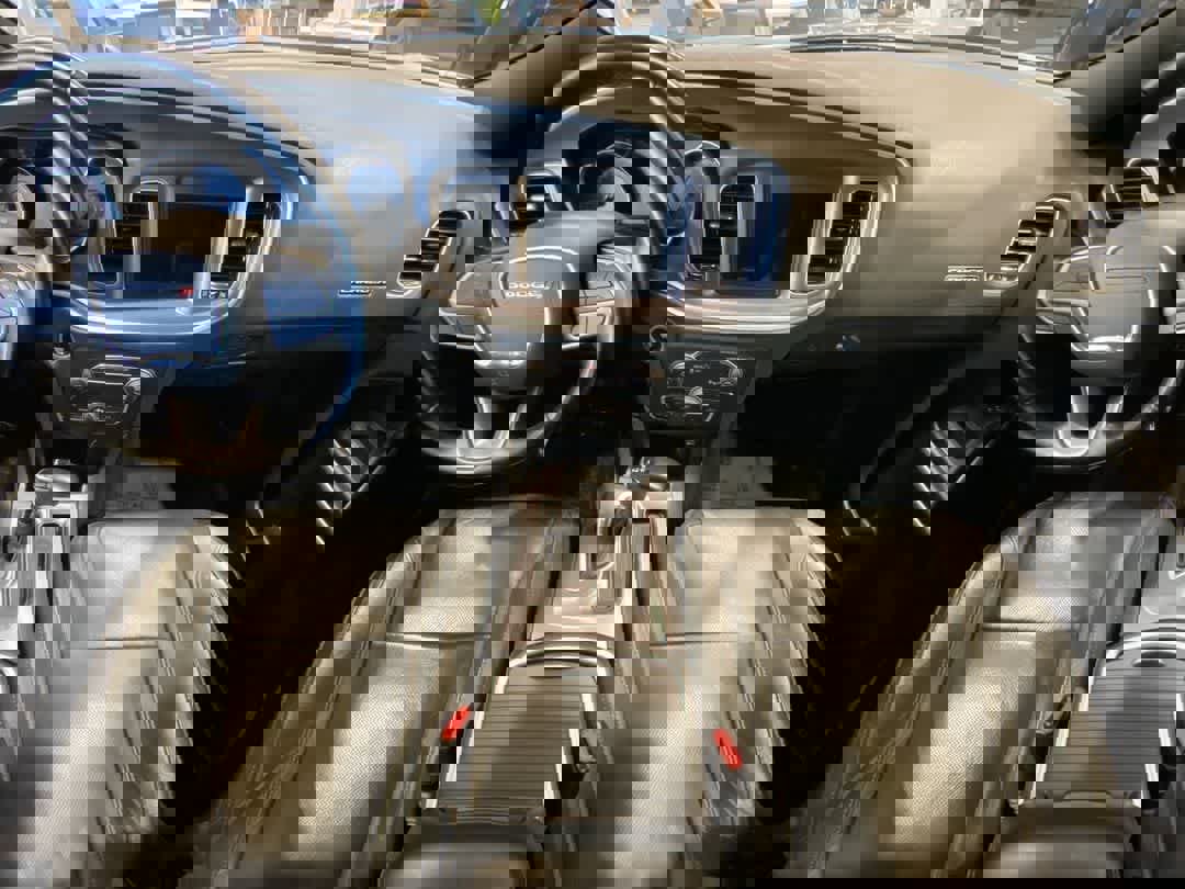 Used 2022 Dodge Charger SXT w/ Leather Interior Group image 22