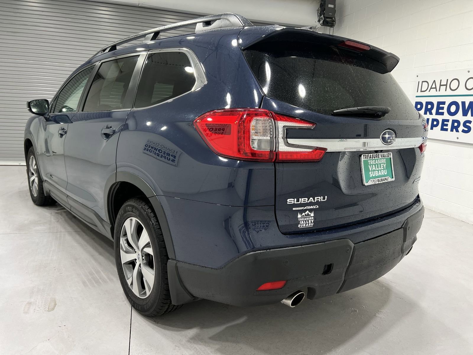 Used 2024 Subaru Ascent Premium w/ Convenience Package AWD/4WD image 6